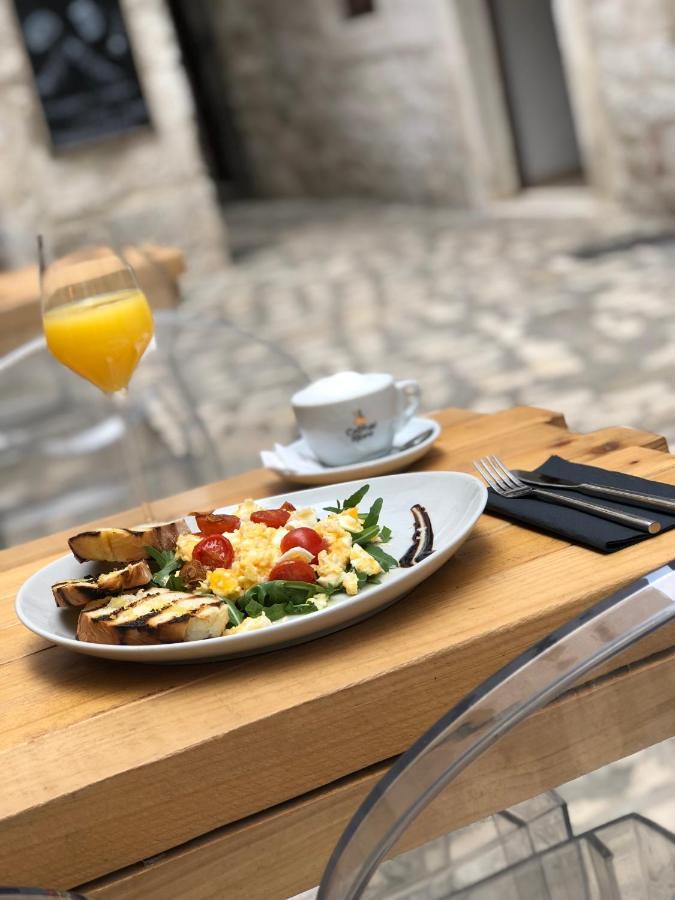 Bubalus Boutique Rooms Trogir Exterior foto
